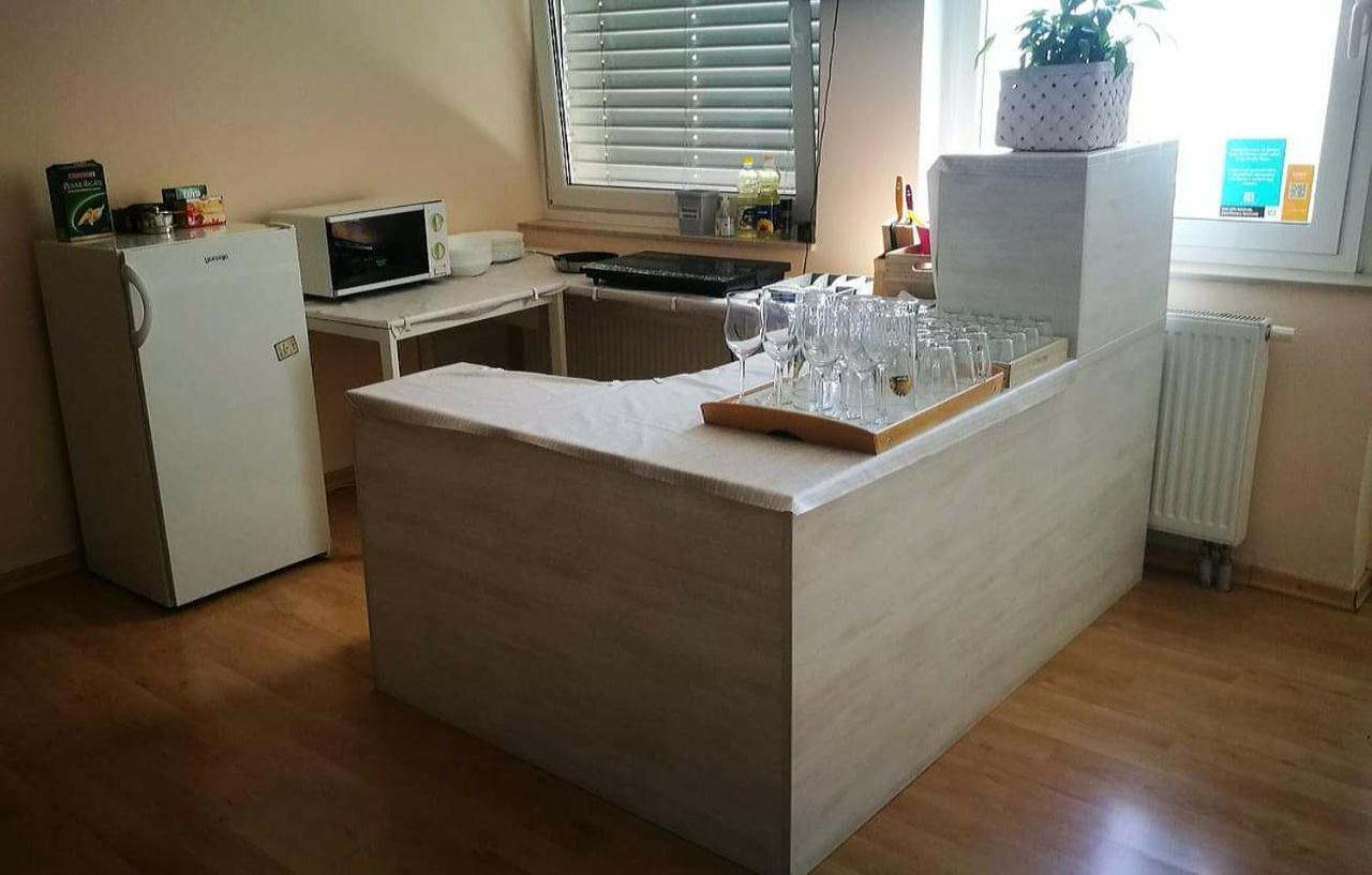 Tej Hostel Ljubljana Bagian luar foto