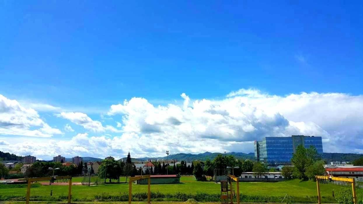 Tej Hostel Ljubljana Bagian luar foto